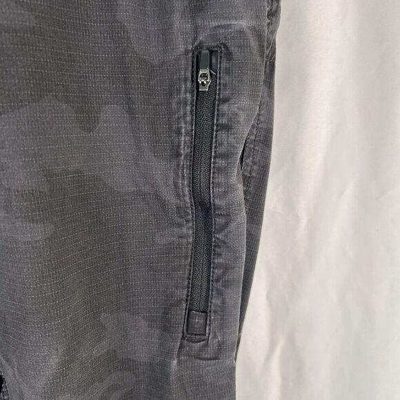 Vuori Hiking Pants Women's XL Grey Camo Drawstring Zip Cargo Pockets Stain - Picture 7 of 11
